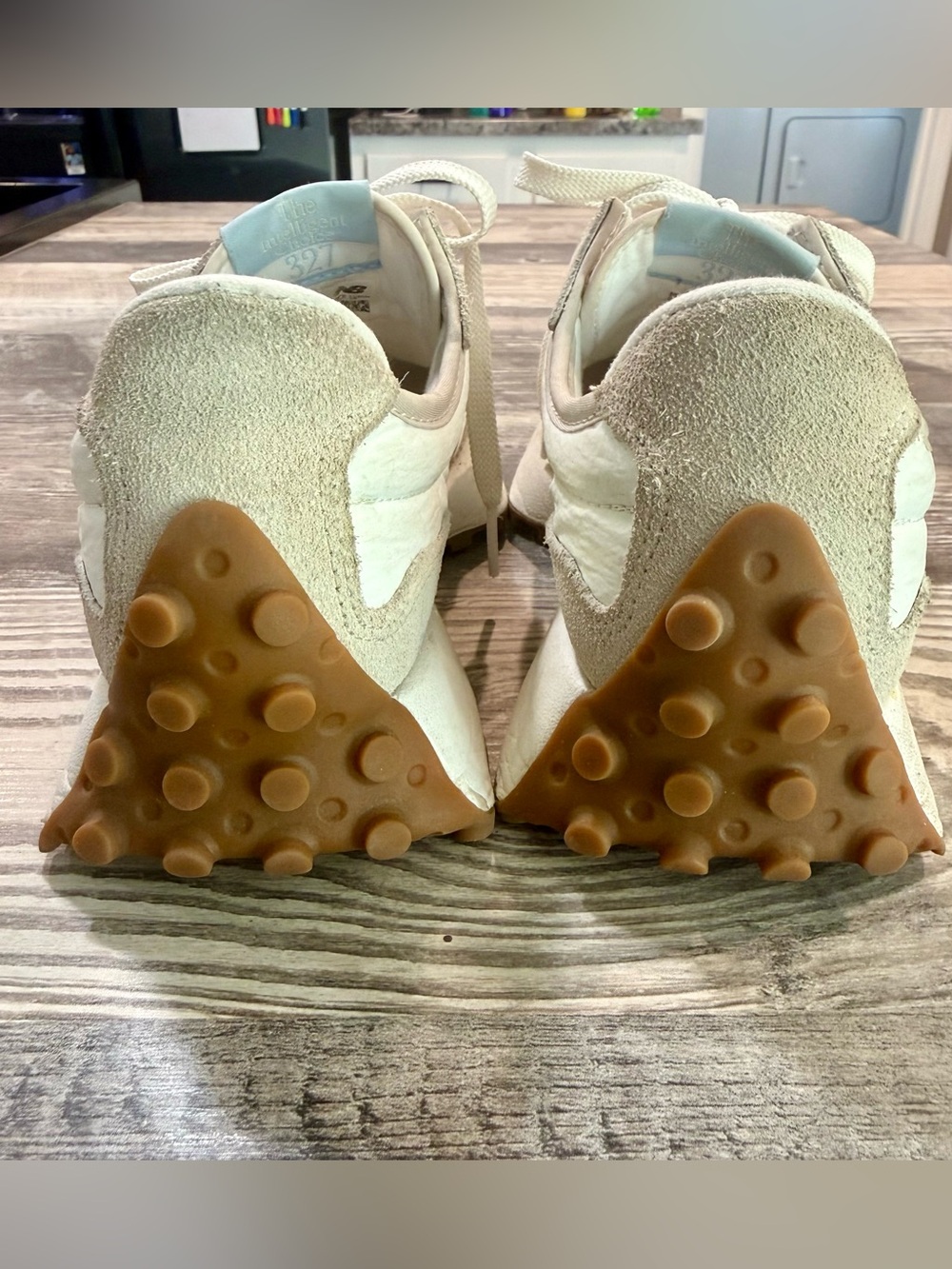 Women’s New Balance Beige, White & Light Blue Retro Runners - Picture 3 of 4